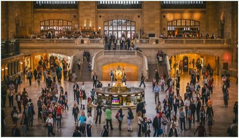 500 Megapixel Super Camera Picks Faces Out in Crowds of Thousands